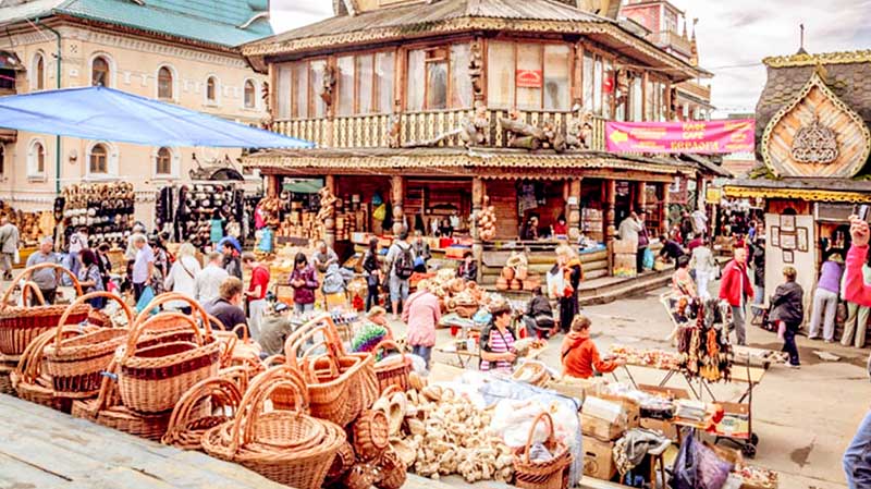 Exploring the Enchanting Izmailovsky Market